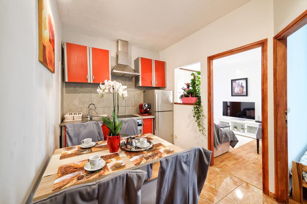 Apartment & Primavera *